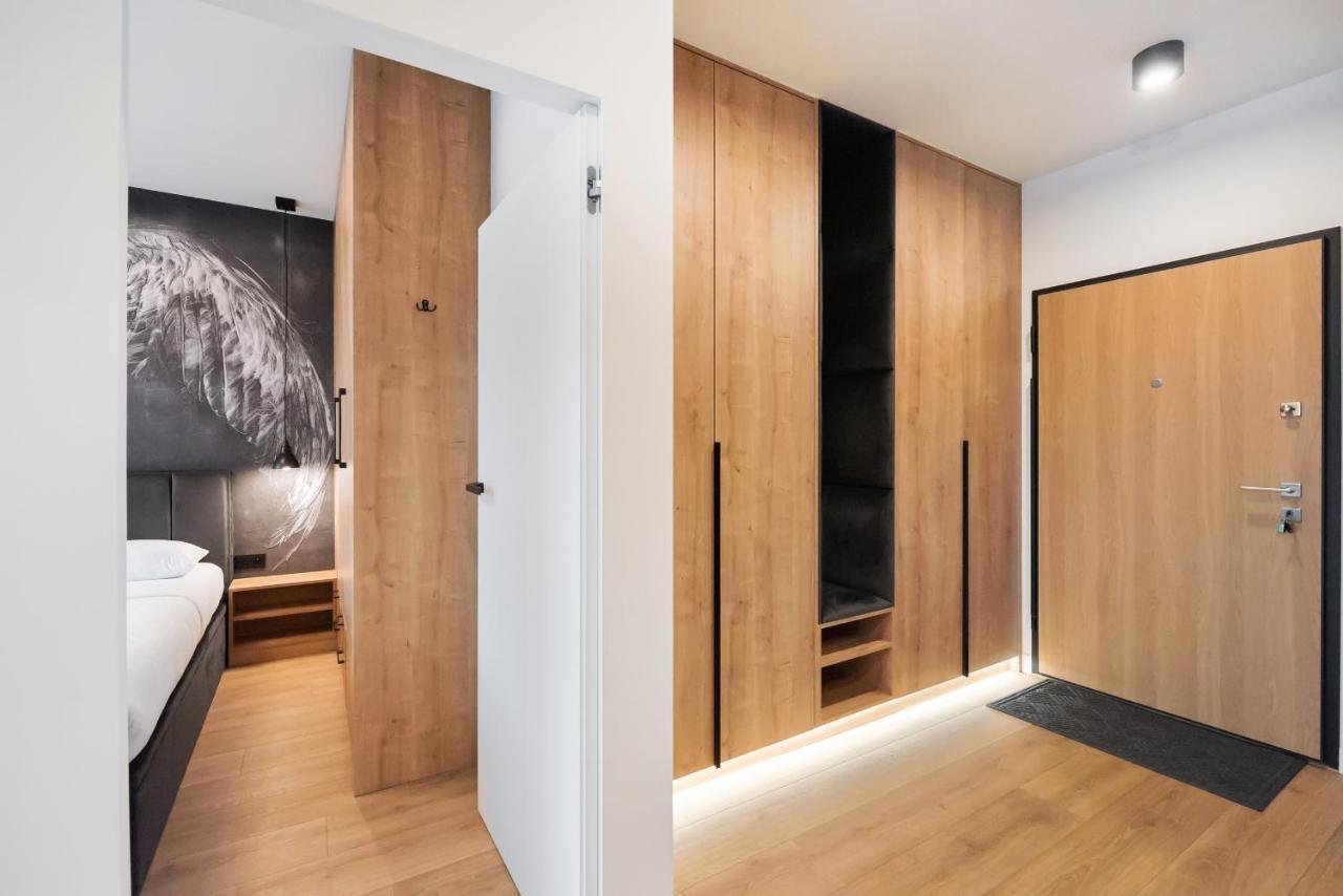 Zoliborz Obsidian Apartment وارسو المظهر الخارجي الصورة